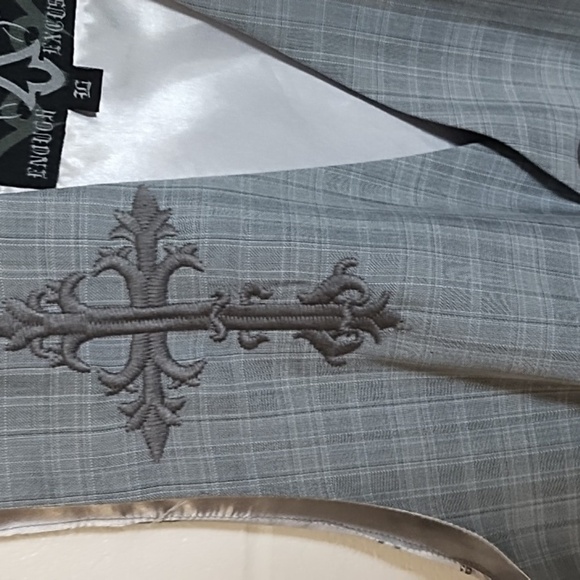 Roar Grey Plaid Satin Back Embroidered Vest Adjustable Back - Picture 4 of 12